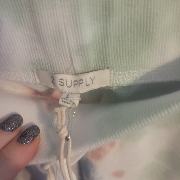 Z Supply Tie-Dye bottoms - Picture 3 of 4